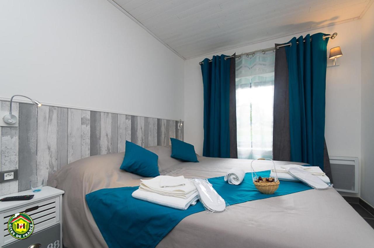 Au Dessus De Parady Gillonnay Zimmer foto
